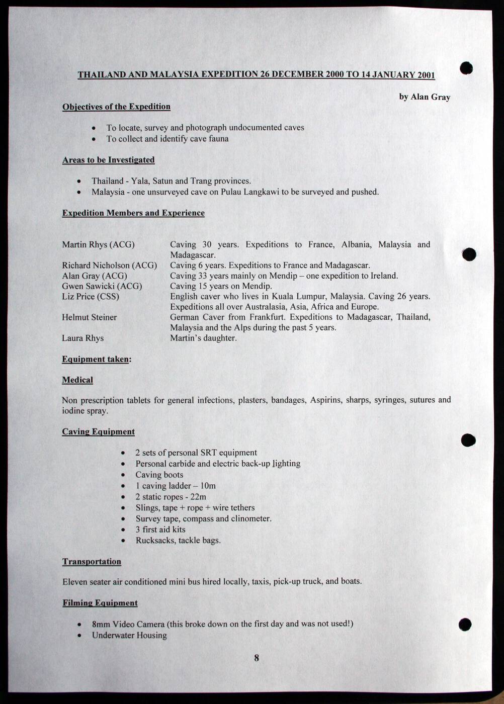 2000 Page 08.jpg